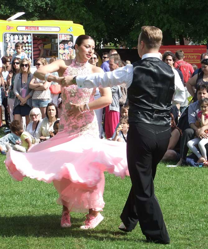 Step-by-Step Dance School