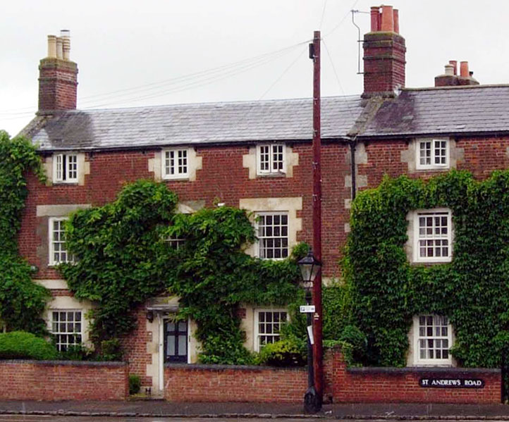 3 St Andrew's Road
