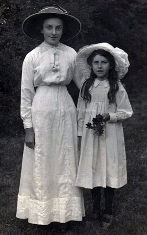Elsie & Florrie Westell